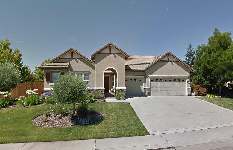 2nd image of 601 Bellarine Ct