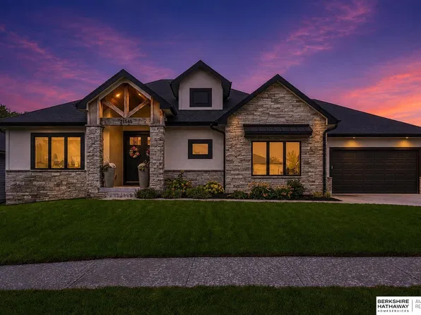 21545 B St, Elkhorn, NE 68022