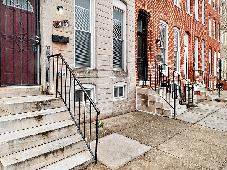1418 N Eden St — Photo 2