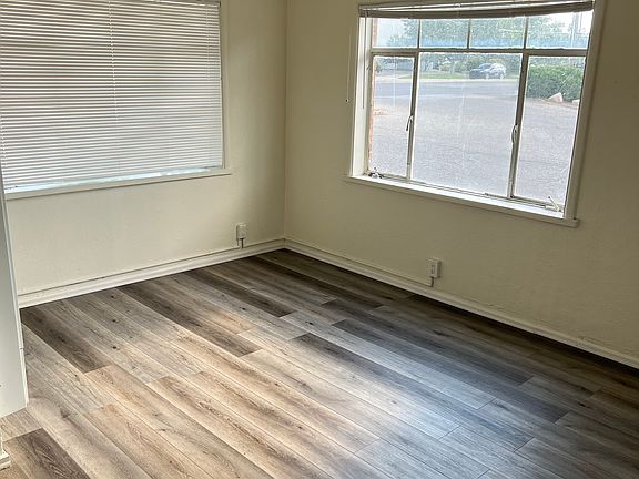 4th image of 2925 North Ave #Ba3b221a5
