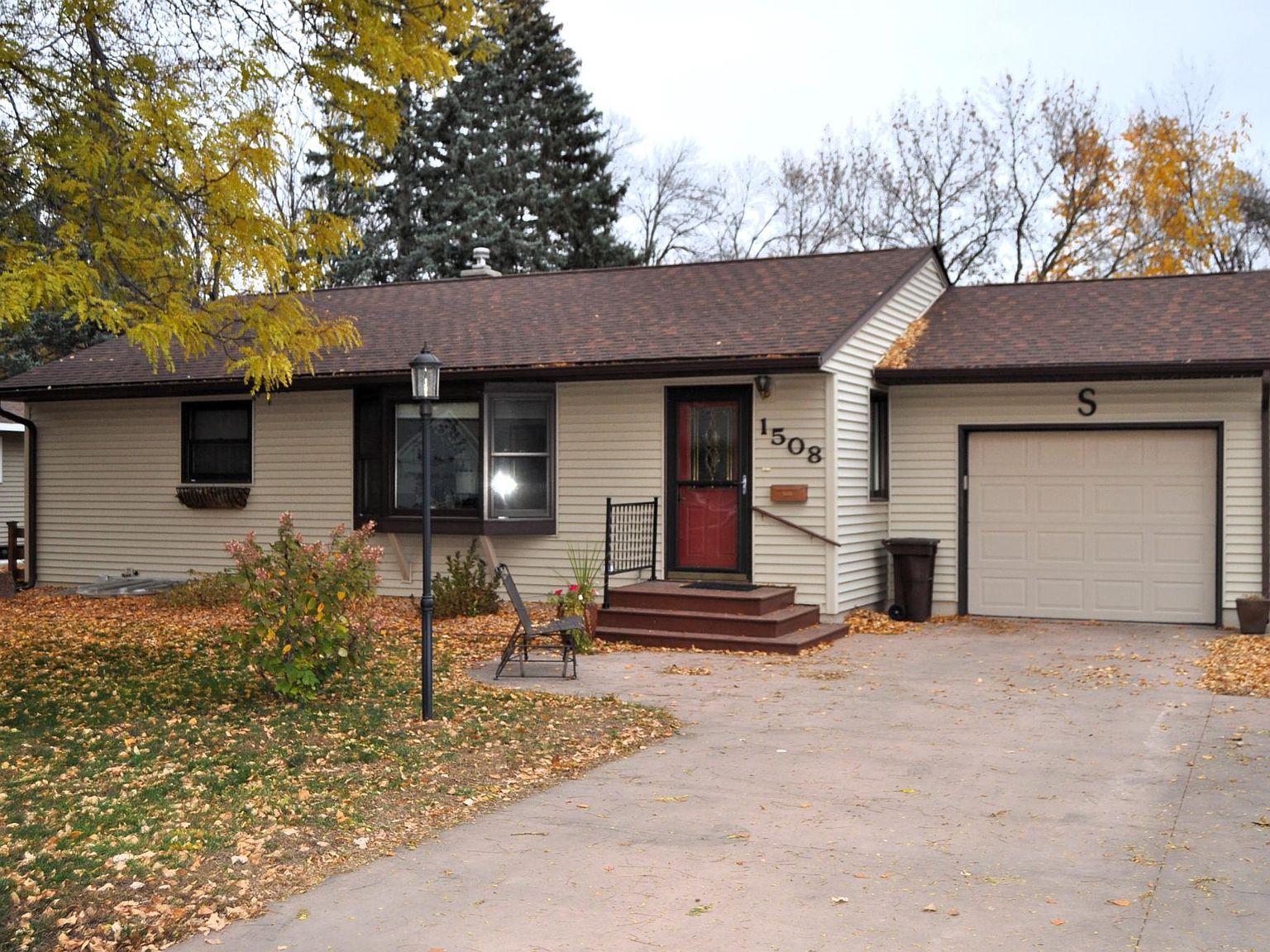 1508 N 5th St, Montevideo, MN 56265 Zillow
