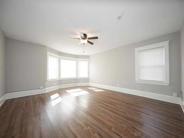 1376 Gladys Ave #1376 — Photo 20