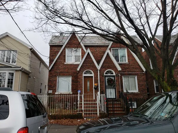 12086 131st St, South Ozone Park, NY 11420