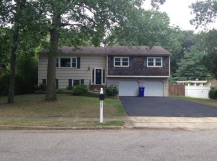 915 Tunesbrook Dr, Toms River, NJ 08753