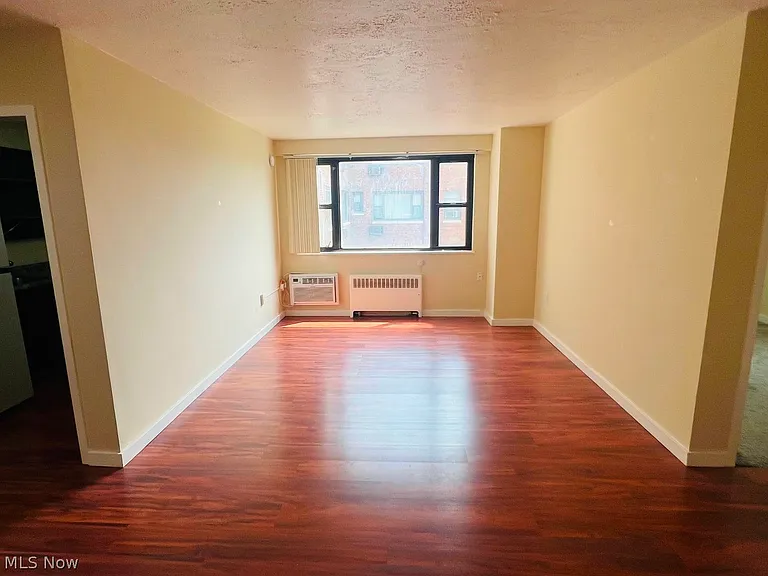 11720 Edgewater Dr #908 — Photo 5