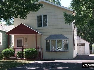 3010 McKoon Ave, Niagara Falls, NY 14305