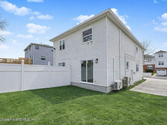 5th image of 5 White St