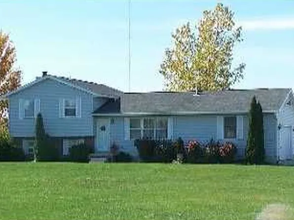 445 N Wynn Rd, Oregon, OH 43616