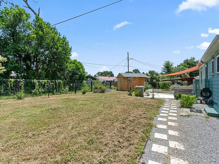 212 SE Kalash Rd — Photo 35