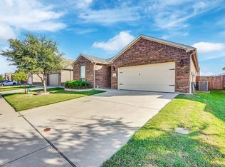 309 Emerald Creek Dr, Fort Worth, TX 76131