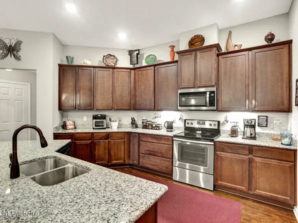 12398 SEA ISLAND Drive, Jacksonville, FL 32225