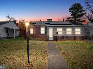 12 McMullen Ave, New Castle, DE 19720