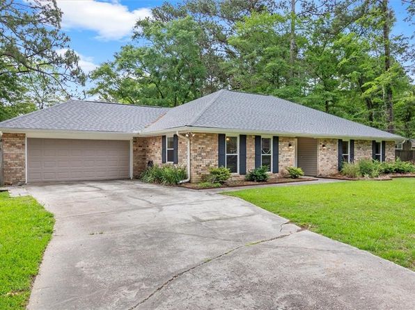 17 S Division Dr, Covington, LA 70433