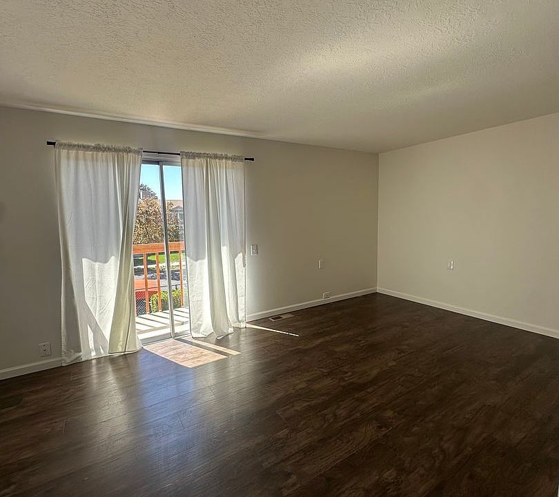 1st image of 745 E Lazon Dr APT 6
