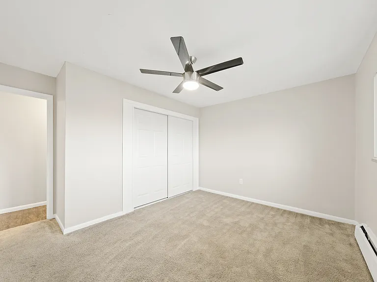 Tailwinds Apartments — Photo 43