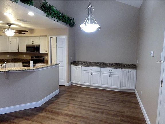 4th image of 175 Sunnyside Dr