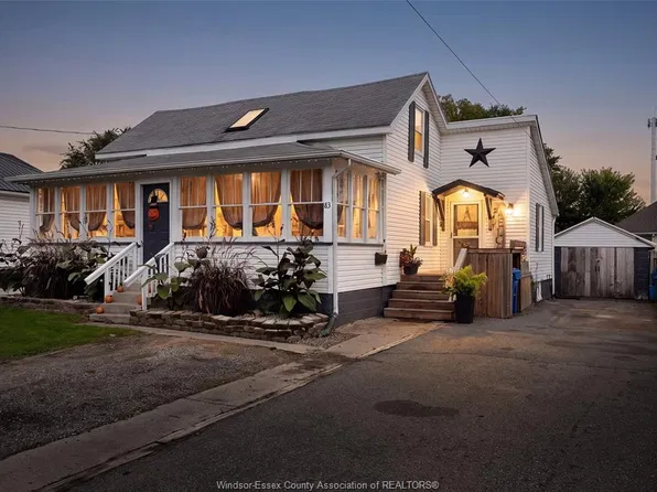 83 Elliott St, Leamington, ON N8H 3M9