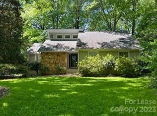 1822 Bobolink Ln, Charlotte, NC 28226