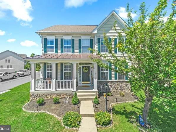 324 E Wainscot Dr, New Market, MD 21774