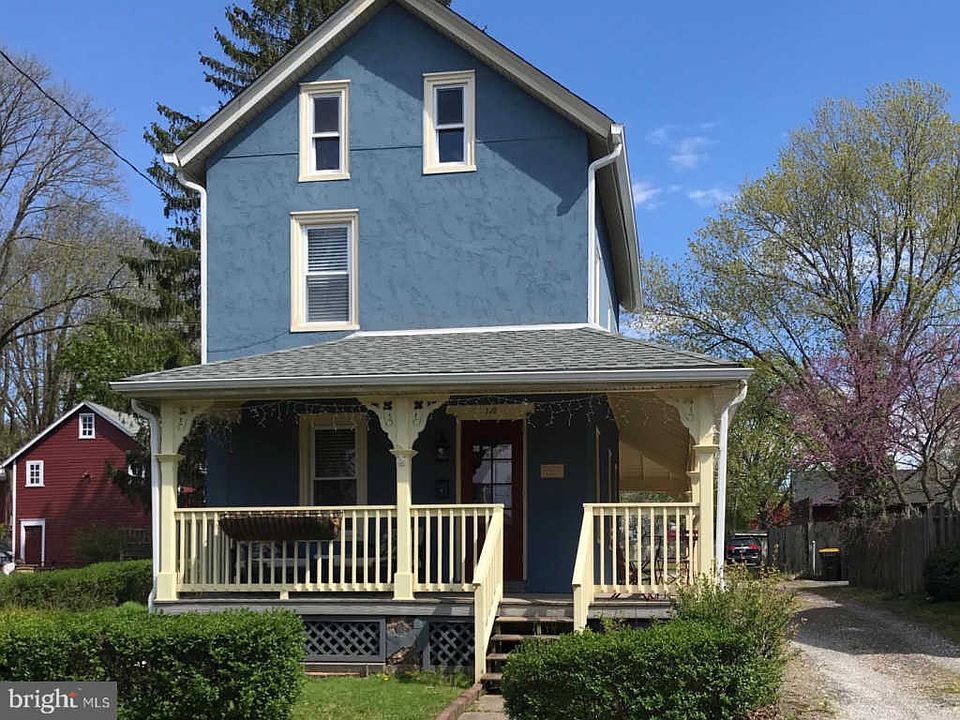 1st image of 102 Decatur St