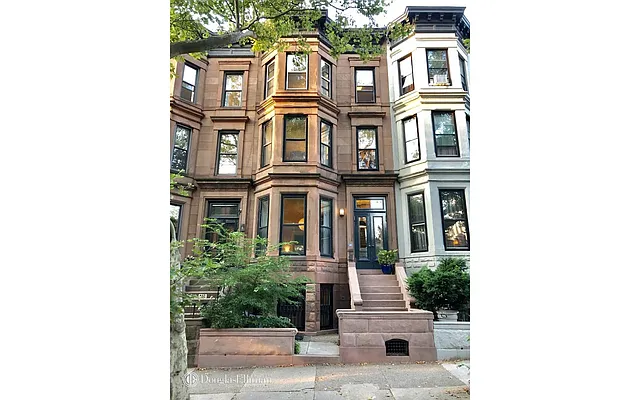 Sold by Douglas Elliman | media 12