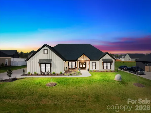 1320 Coppergate Dr, Salisbury, NC 28147