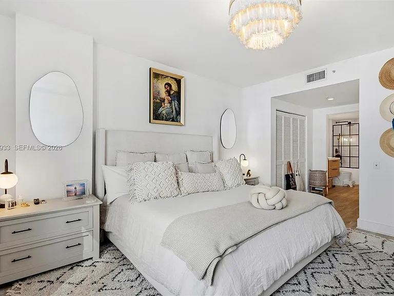 701 Brickell Key Blvd #1106 — Photo 32