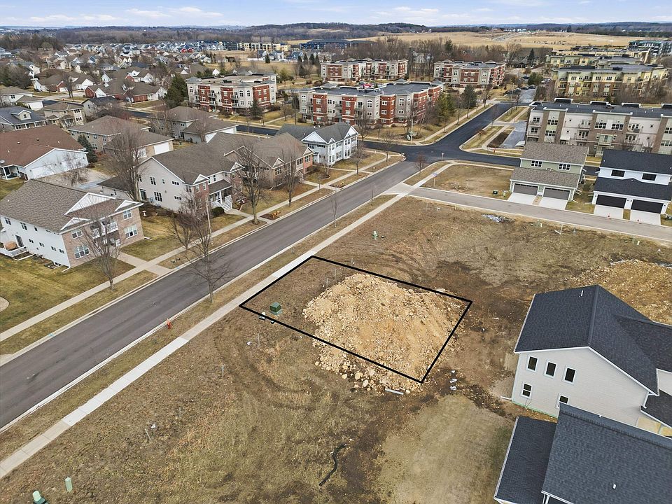 1st image of 49-5217 Sassafras Dr