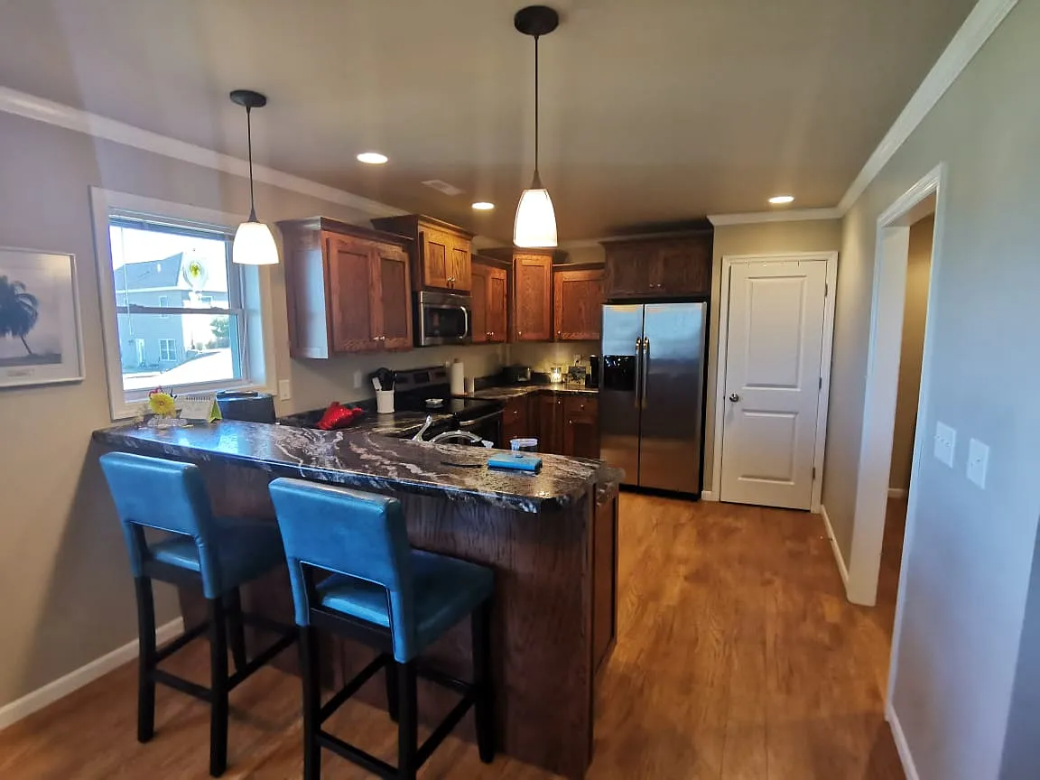 2 bed, 1250 sqft, $1,500 — Photo 3