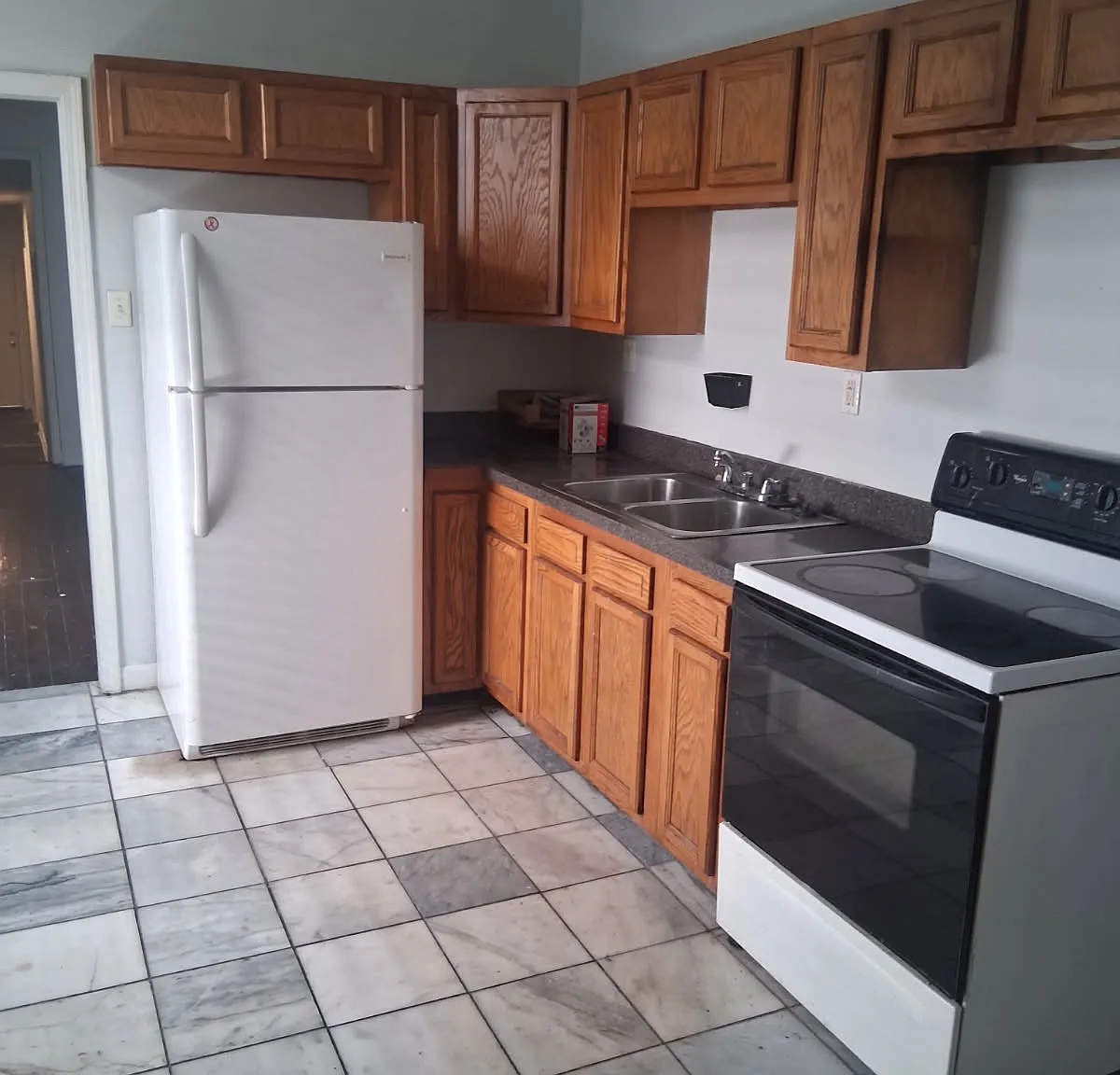 4 bed, 1.5 bath, 1670 sqft, $1,450 — Photo 1