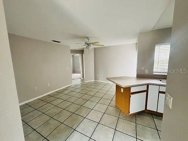 2830 Ascot Ln — Photo 5