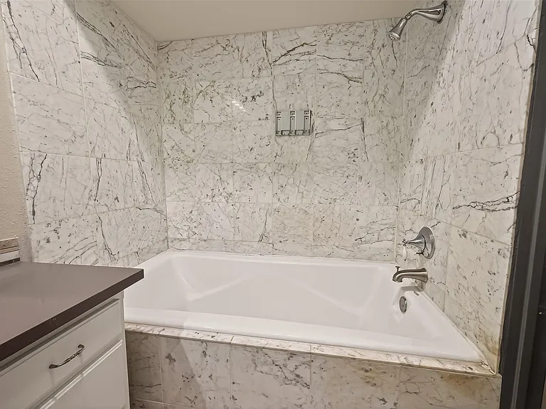 4024 Breakwood Dr — Photo 37