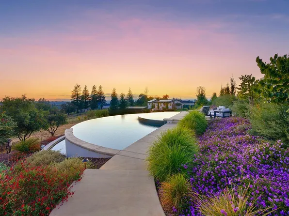 2452 Coefield Rd, Auburn, CA 95603