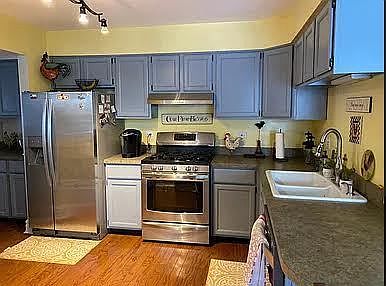 3rd image of 36102 N Springbrook Ln