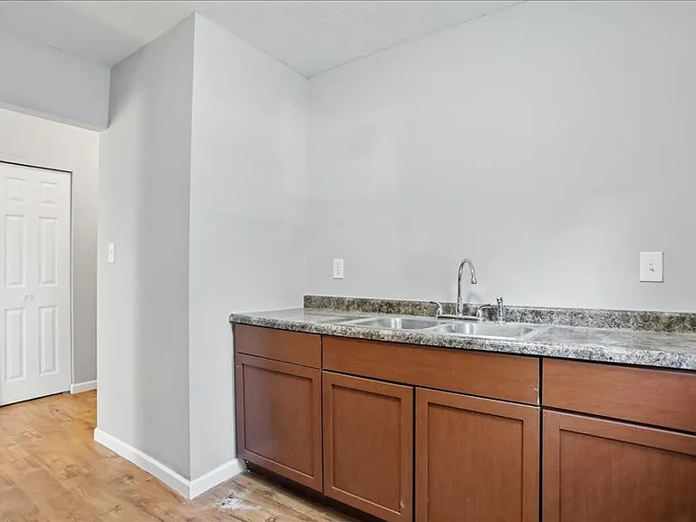 3116 N Colorado Ave — Photo 10