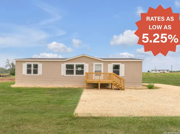 261 Mahan Rd, Somerset, TX 78069