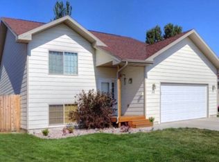 2412 Shad St, Rapid City, SD 57703
