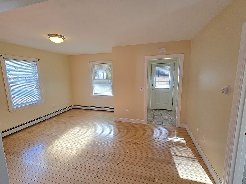 Living room - back to front view