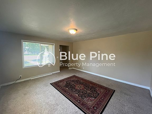 3rd image of 405 S Park Ave