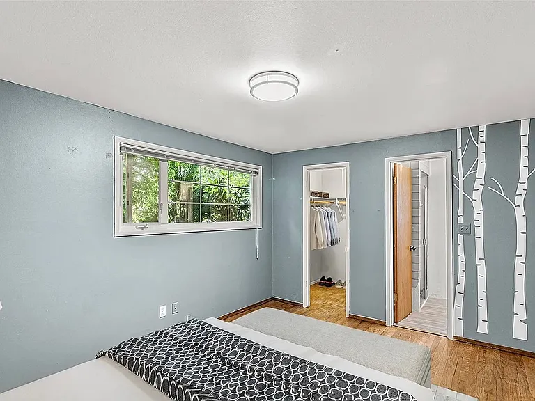 402 168th Ave SE — Photo 10