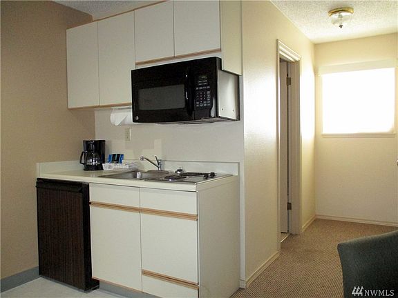 2nd image of 615 Ocean Shores Blvd NW #109A