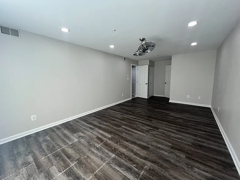 16401 Ellipse Ter — Photo 16