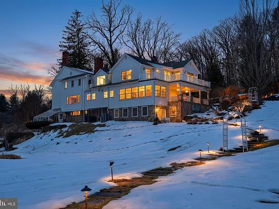 5th image of 3039 Durham Rd