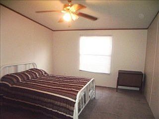 3rd image of 106 Live Oak Dr