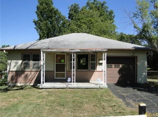 4324 Yecker Ave, Kansas City, KS 66104