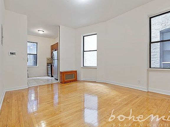 3rd image of 560 W 149th St #2X