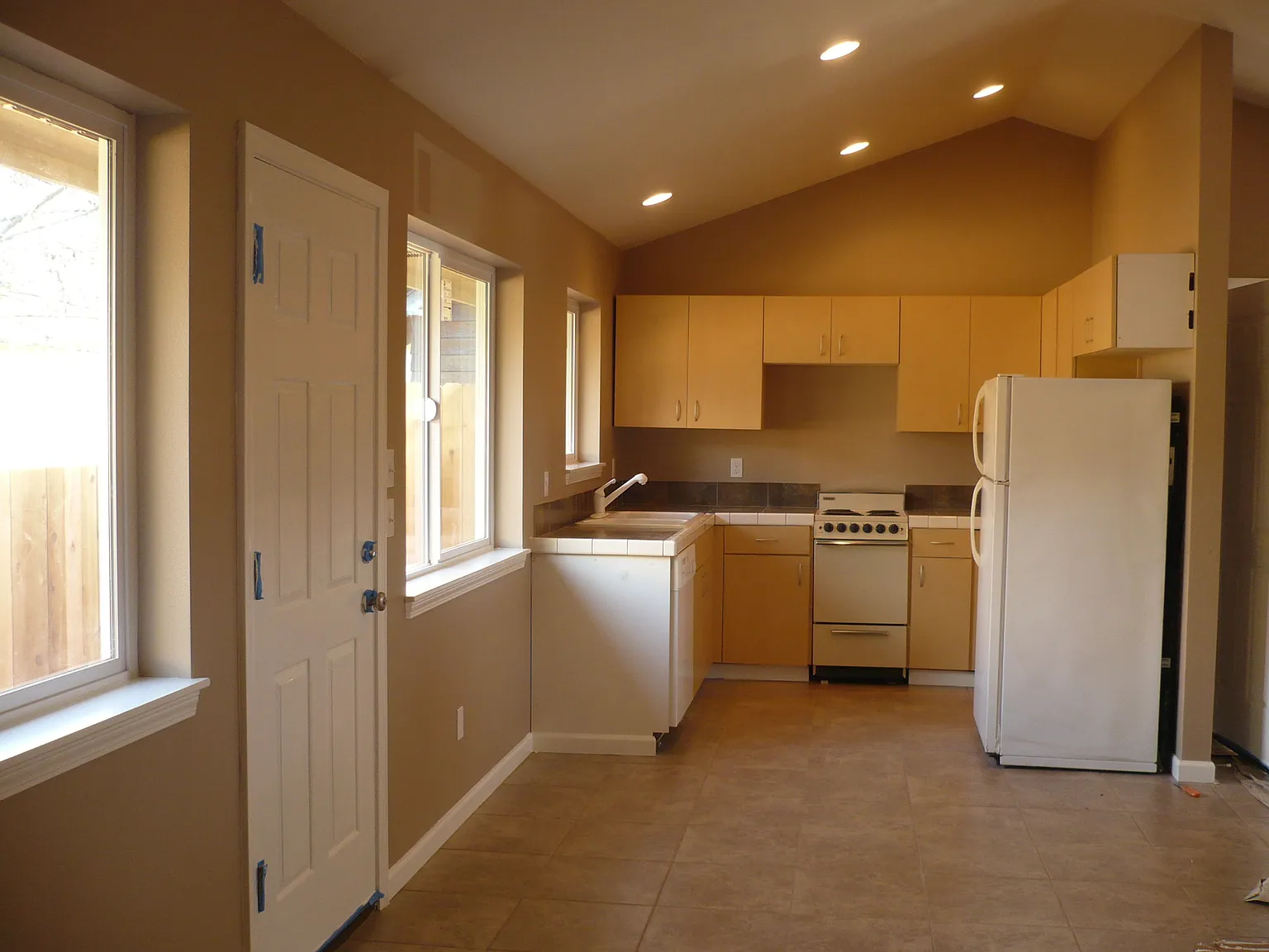 227 NW 11th St. - 1/2 — Photo 2