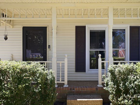 4th image of 3325 Country Ridge Dr