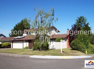 2 Carmen Ct, Novato, CA 94945