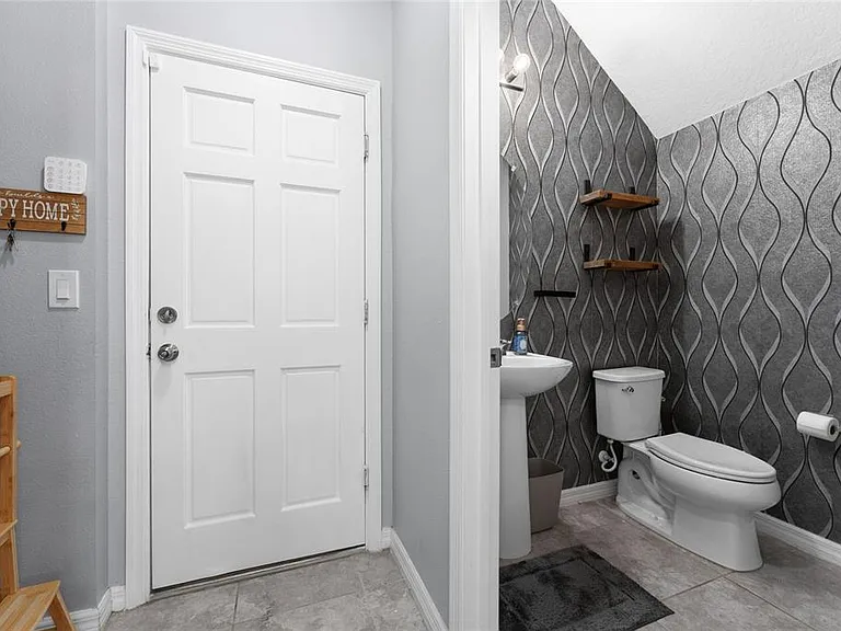1740 Fulfillment Dr — Photo 10